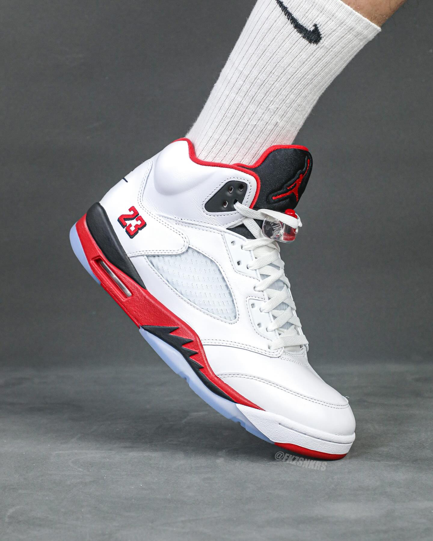 Air Jordan 5 Retro Fire Red Black Tongue (2025) | Blog