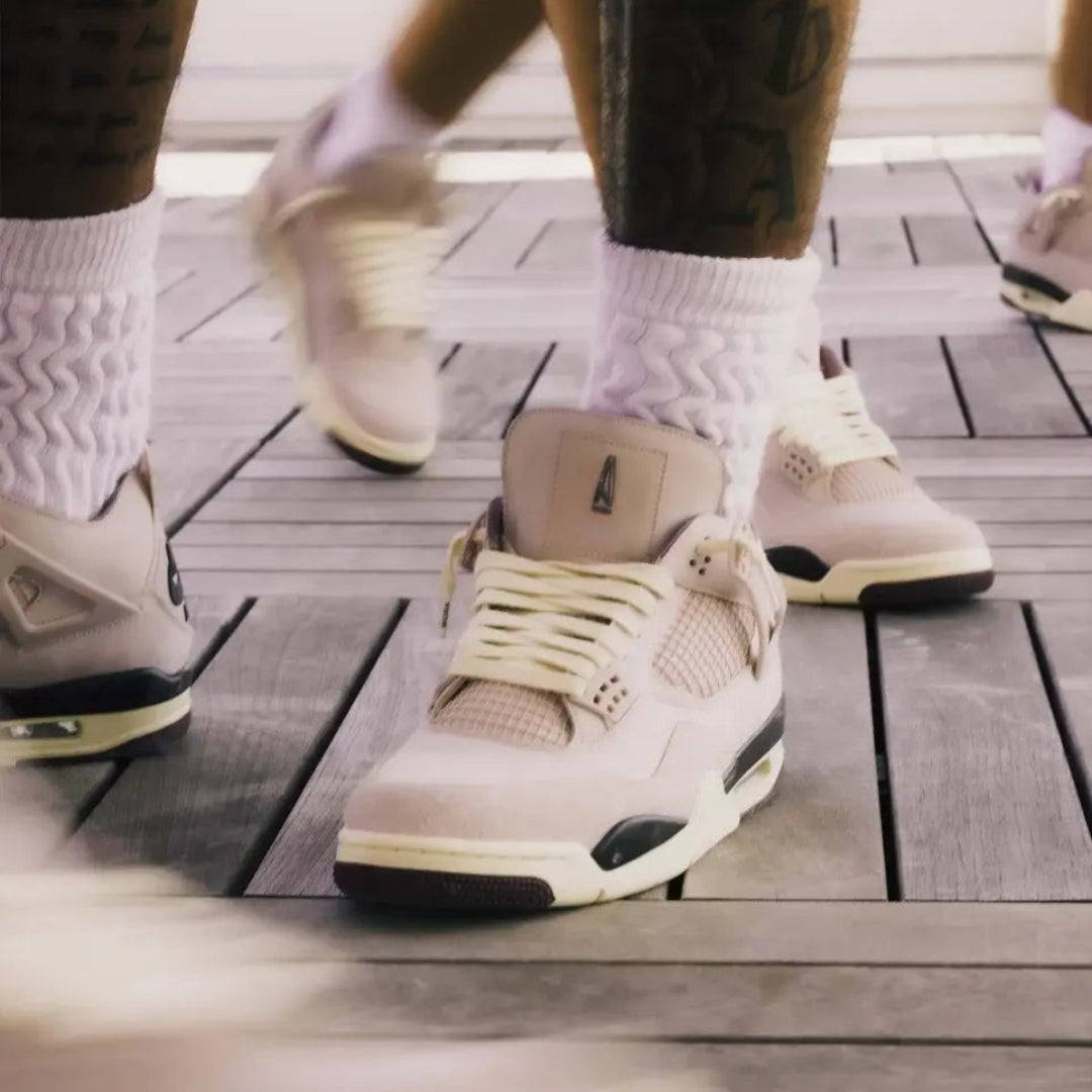 Nike Air Jordan 4 Fossil Stone A Ma Maniére: De Perfecte Mix van Luxe en Streetwear