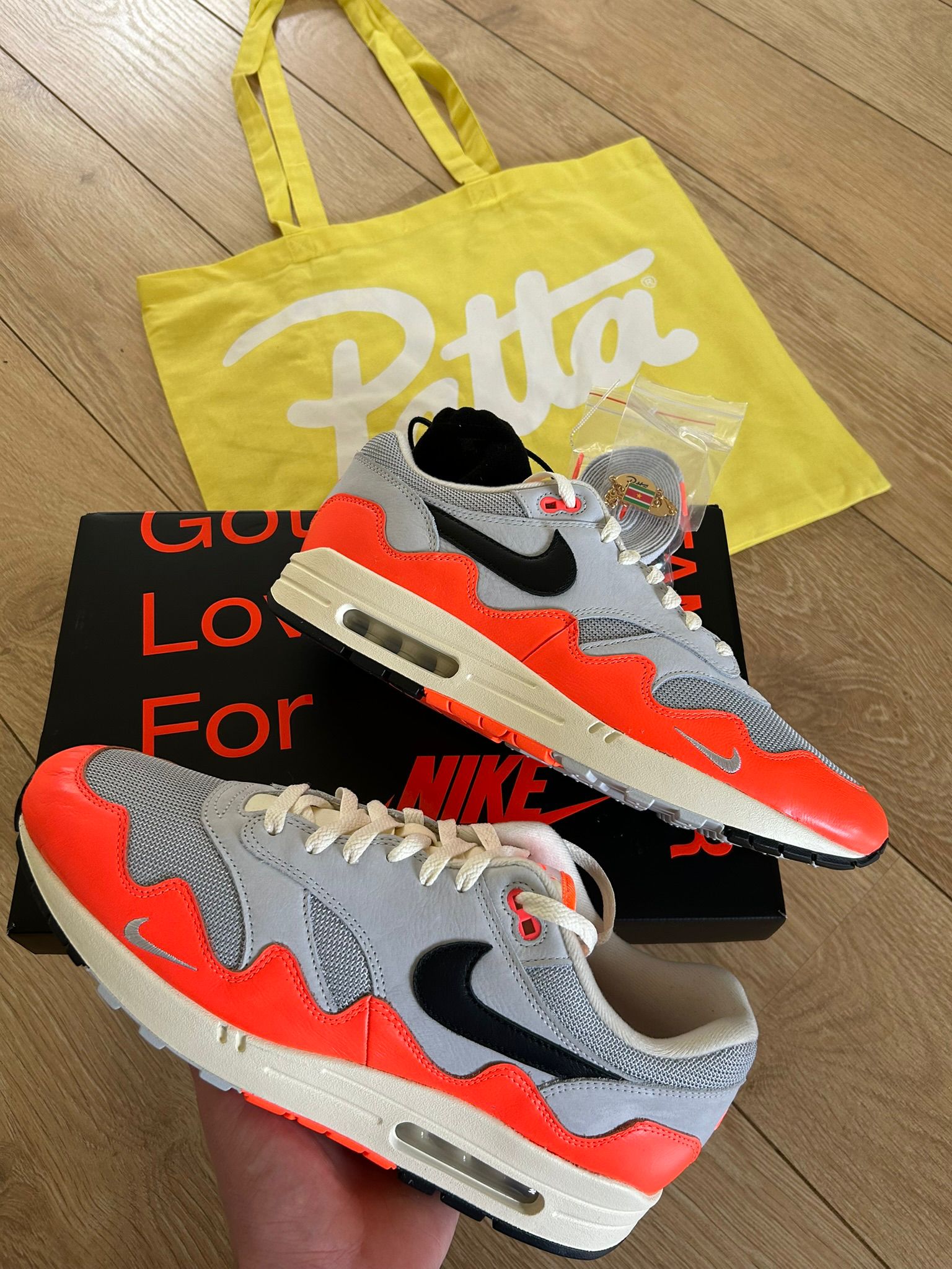 Patta x Nike Air Max 1 Waves Hyper Crimson Pure Platinum