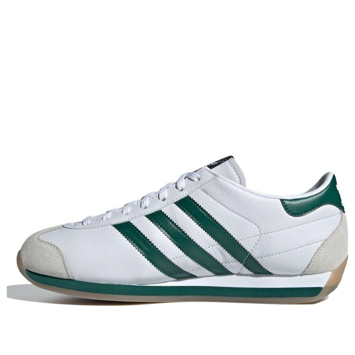 adidas Country Japan 'White Collegiate Green', zijaanzicht met textuur van witte nubuck, donkergroene strepen en gumzool