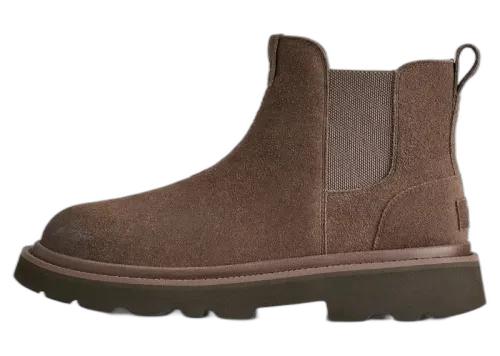 UGG Chelsea Lug Boot Molasses