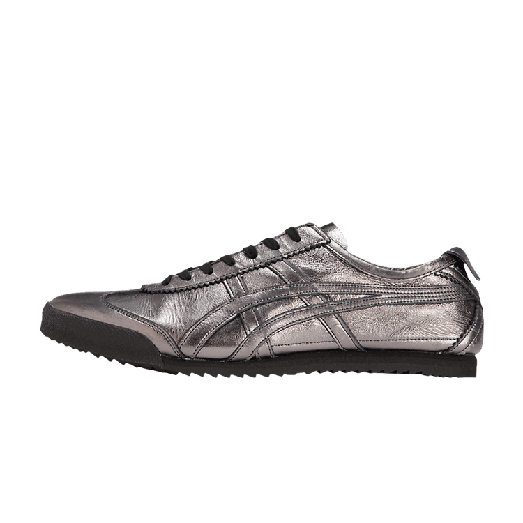 Onitsuka Tiger Mexico 66 Deluxe NM Gunmetal, zijaanzicht van metallic grijze sneaker met zwarte zool