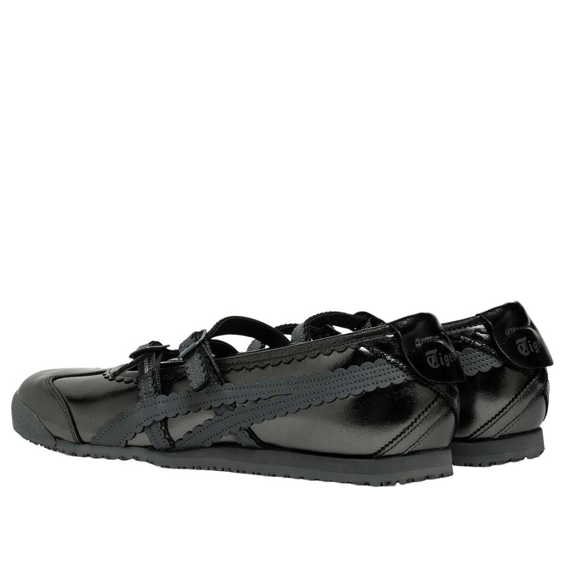 Onitsuka Tiger Mexico 66 TGRS Metallic Pack Gunmetal Metropolis, driekwart aanzicht met metallic afwerking