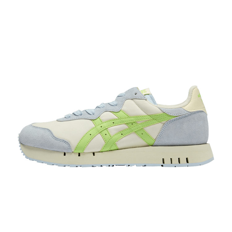 Onitsuka Tiger X-Caliber Ivory Lime Green, zijaanzicht met crème en lichtblauw nubuck, neon limegroen bandjes