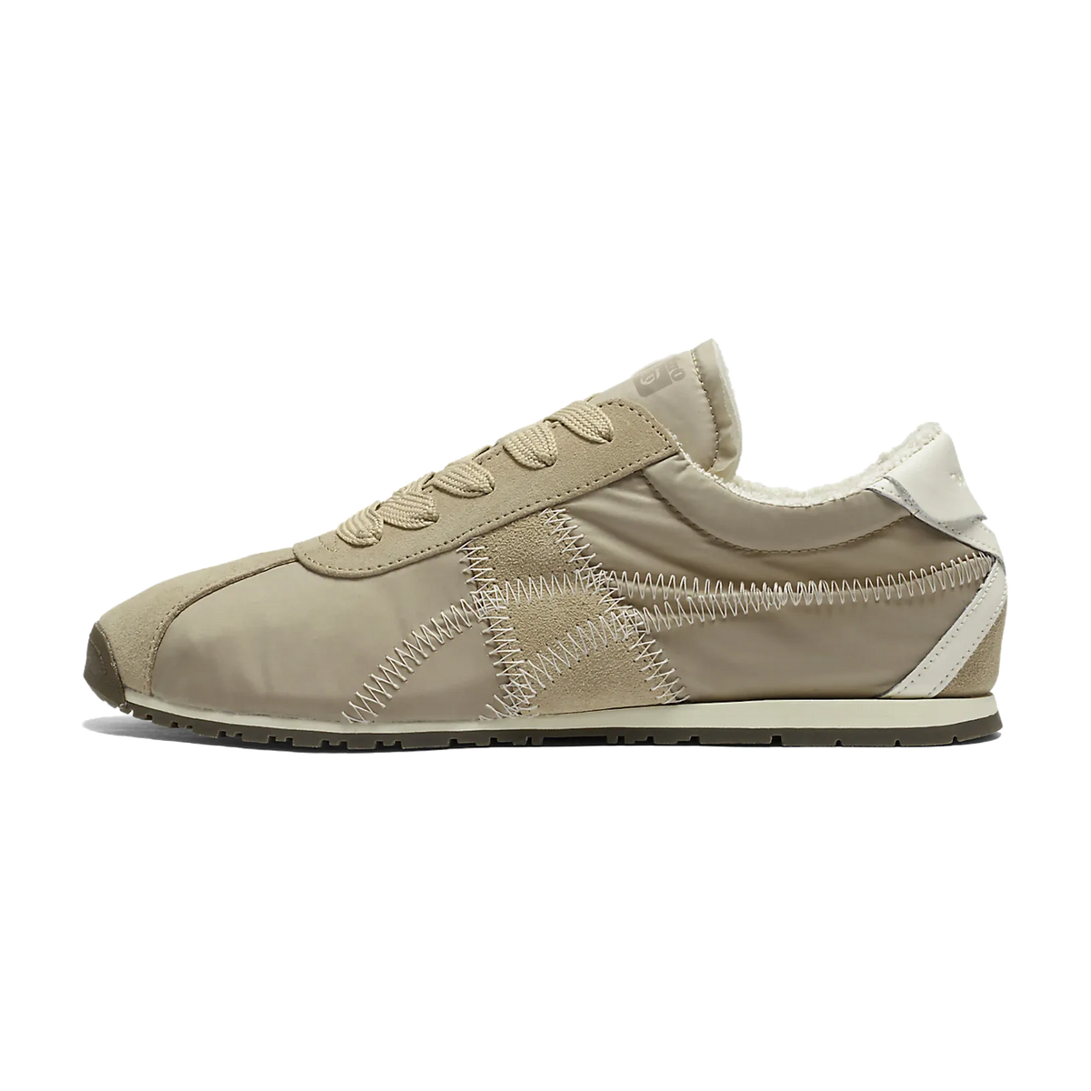 Onitsuka Tiger Tiger Corsair A55 Feather Grey Cream zijaanzicht, beige sneaker met wit accent