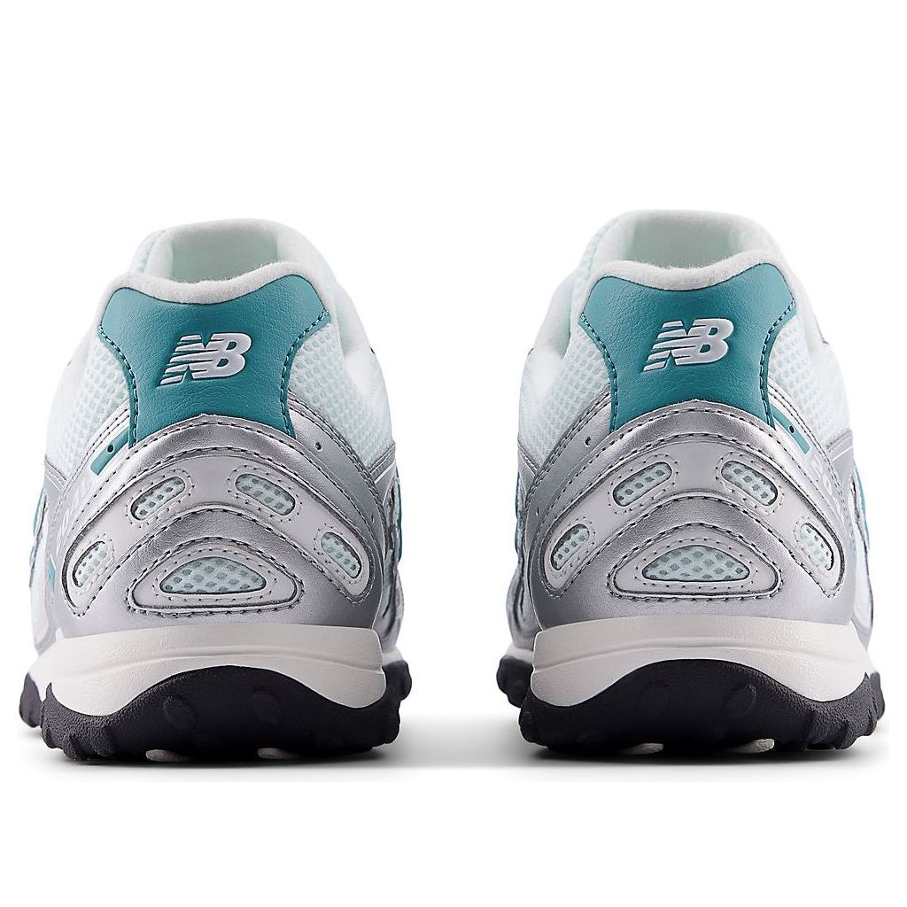 New Balance 204L Light Silver Metallic