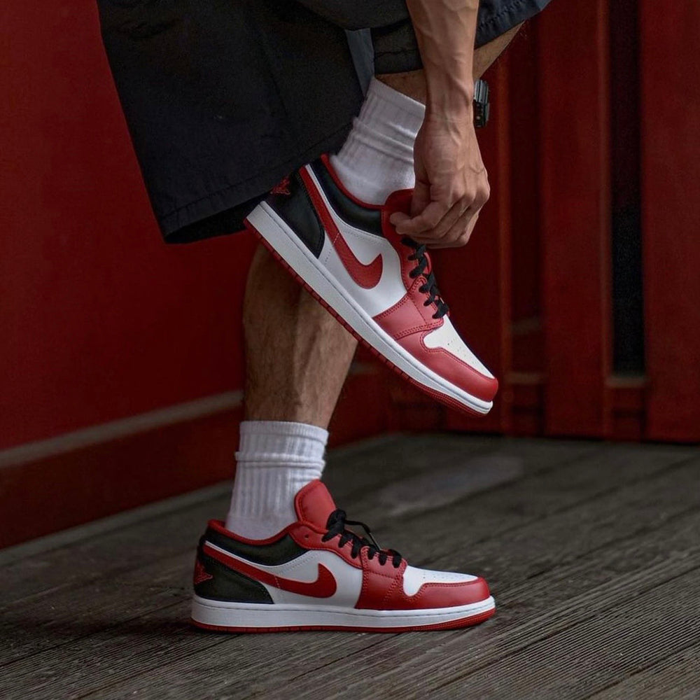 Air Jordan 1 Low Bulls 553558-163 / 553560-163