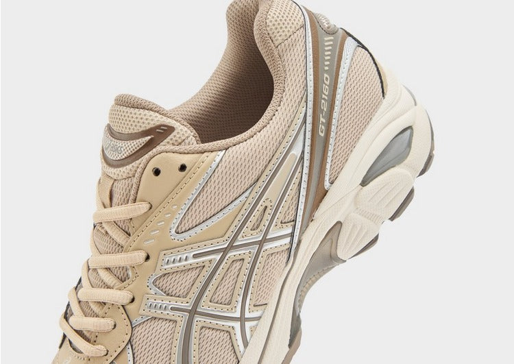 ASICS Gel-1130 Smoke Grey Honey Beige on feet