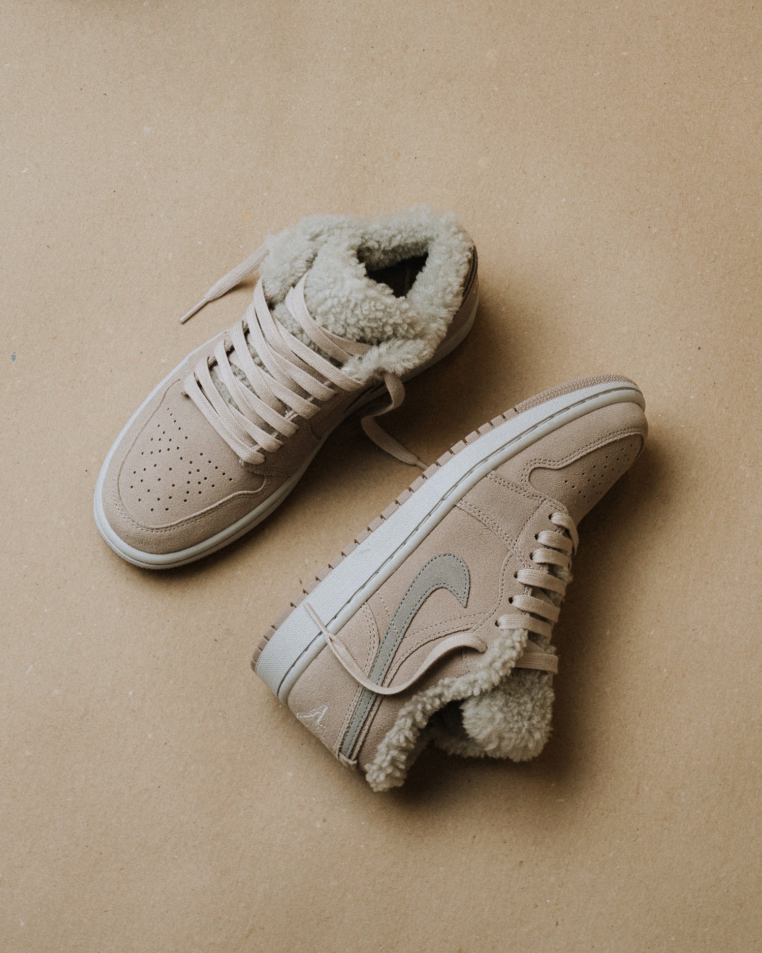 Air Jordan 1 Low SE Sherpa Fleece