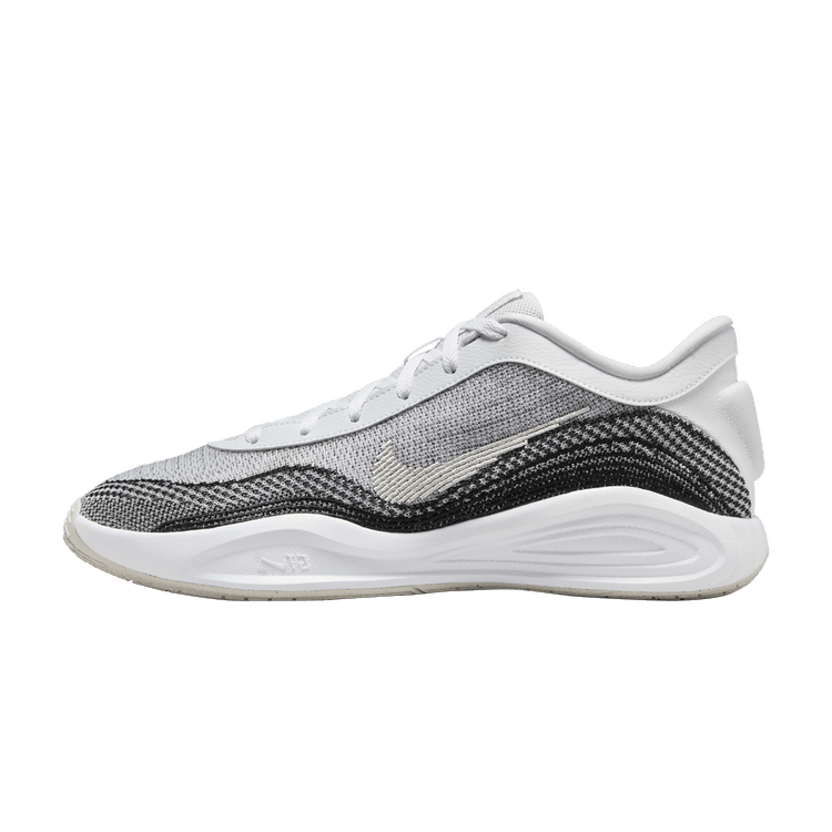 Nike GT Hustle Academy White Light Bone Black