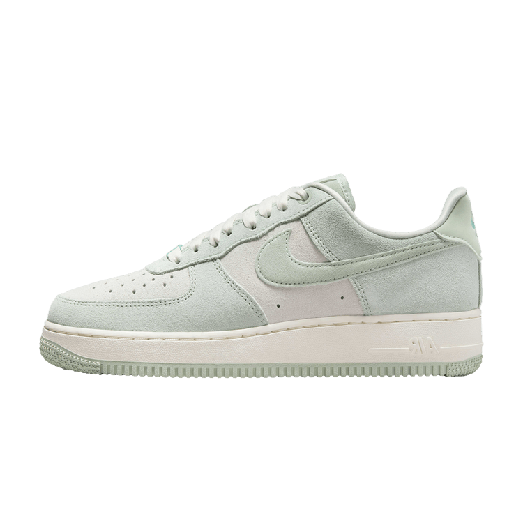 Nike Air Force 1 Low '07 SE Spruce Aura Pistachio Frost