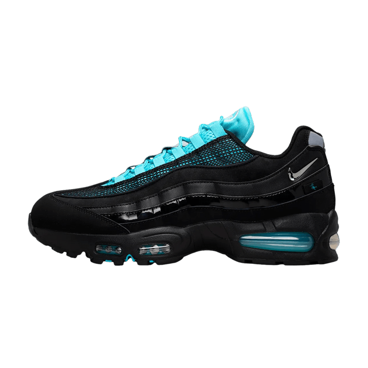 Nike Air Max 95 Big Bubble Scorpion zijaanzicht, zwart suède met turquoise mesh bovenwerk en glanzende zooldetail