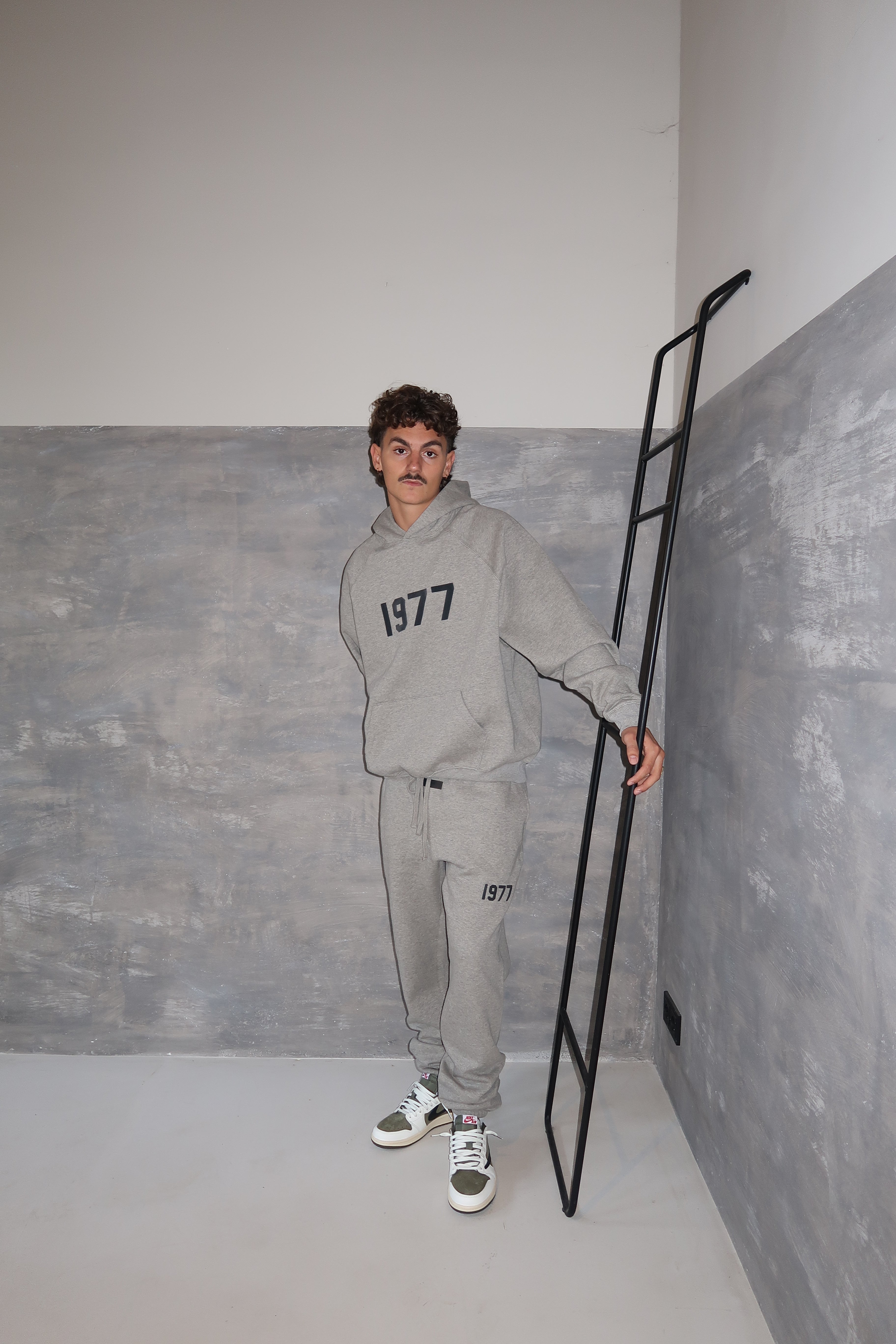 Fear of God Essentials 1977 Dark Oatmeal Full set