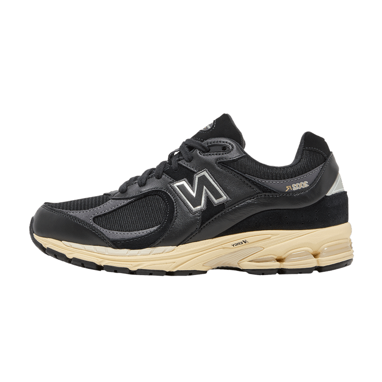 New Balance 2002R Black Vintage