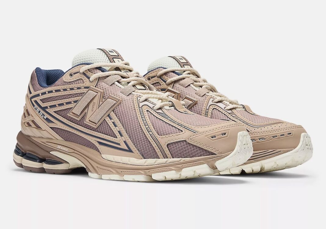 New Balance 1906R Earth Shadow Flat Taupe