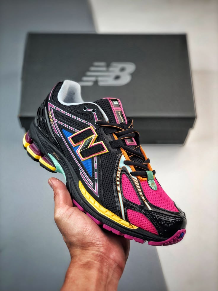 New Balance 1906R Neon Nights