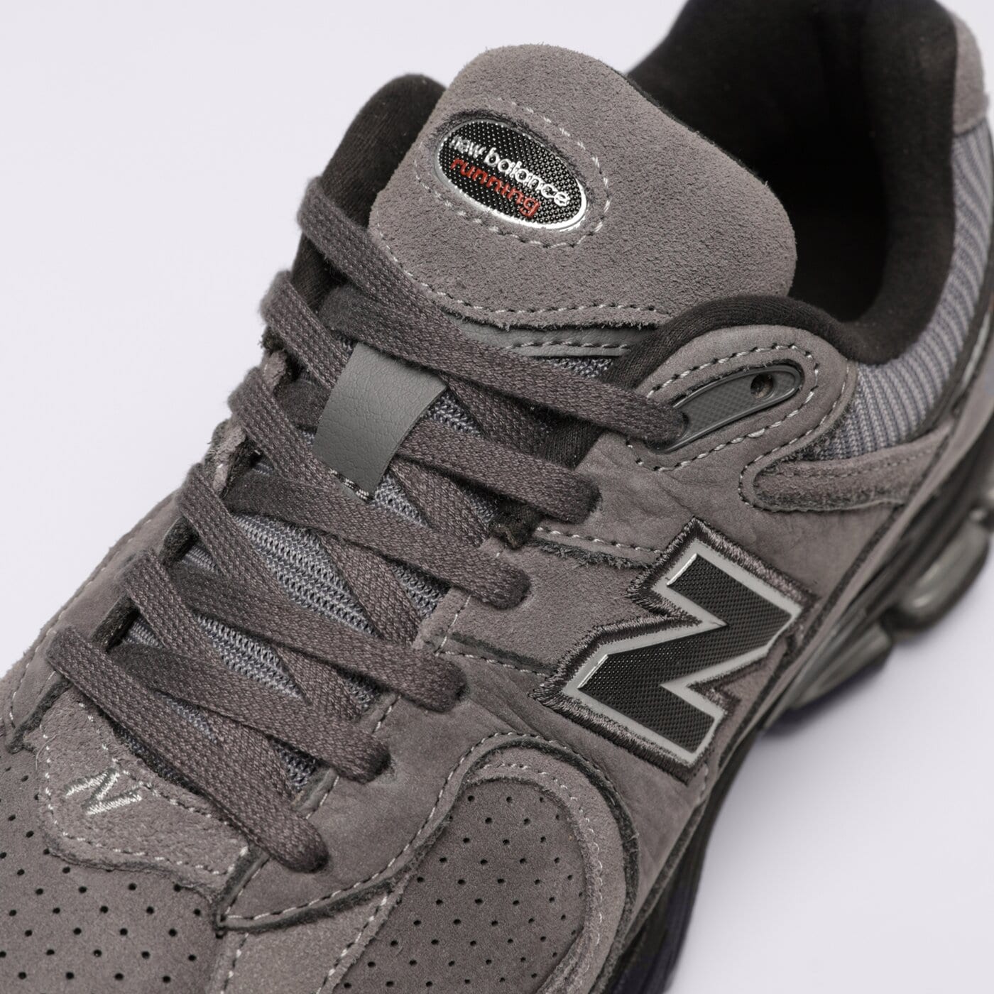 New Balance 2002R Castlerock Black