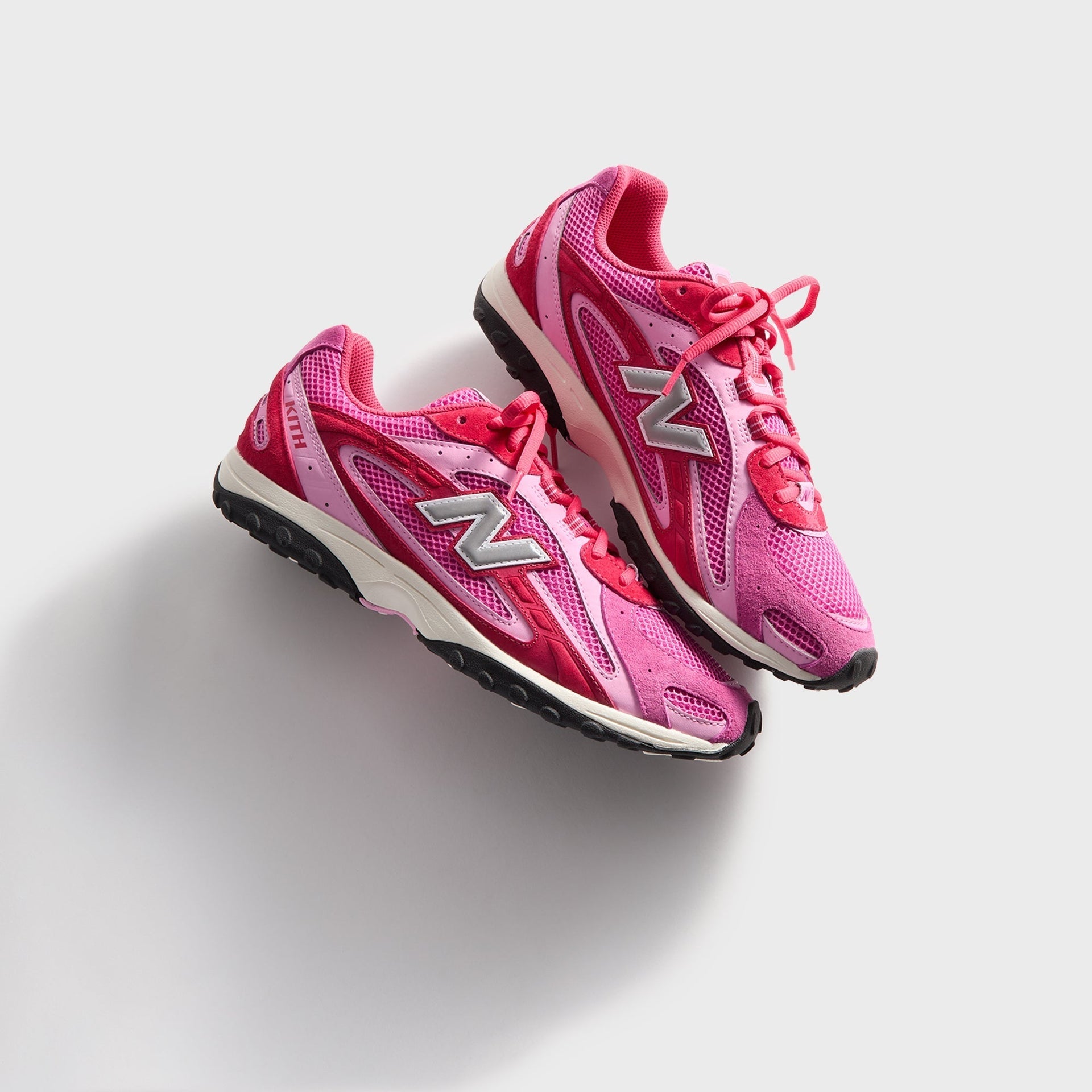 New Balance 204L Kith Pink