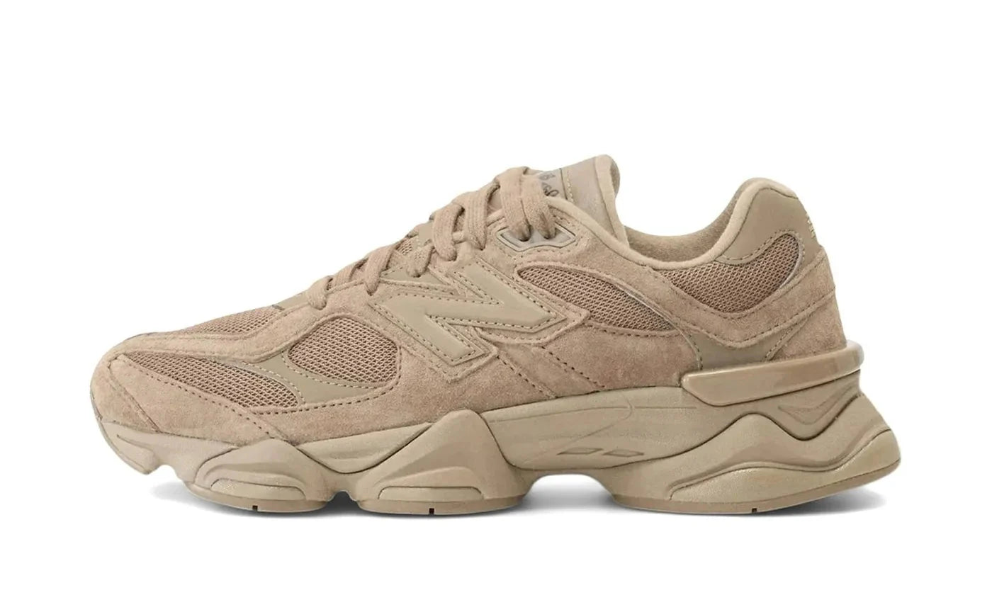 New Balance 9060
Chestnut