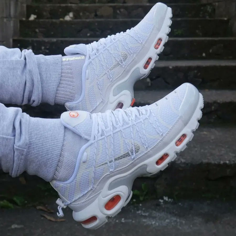 Nike Air Max Plus Utility White Safety Orange