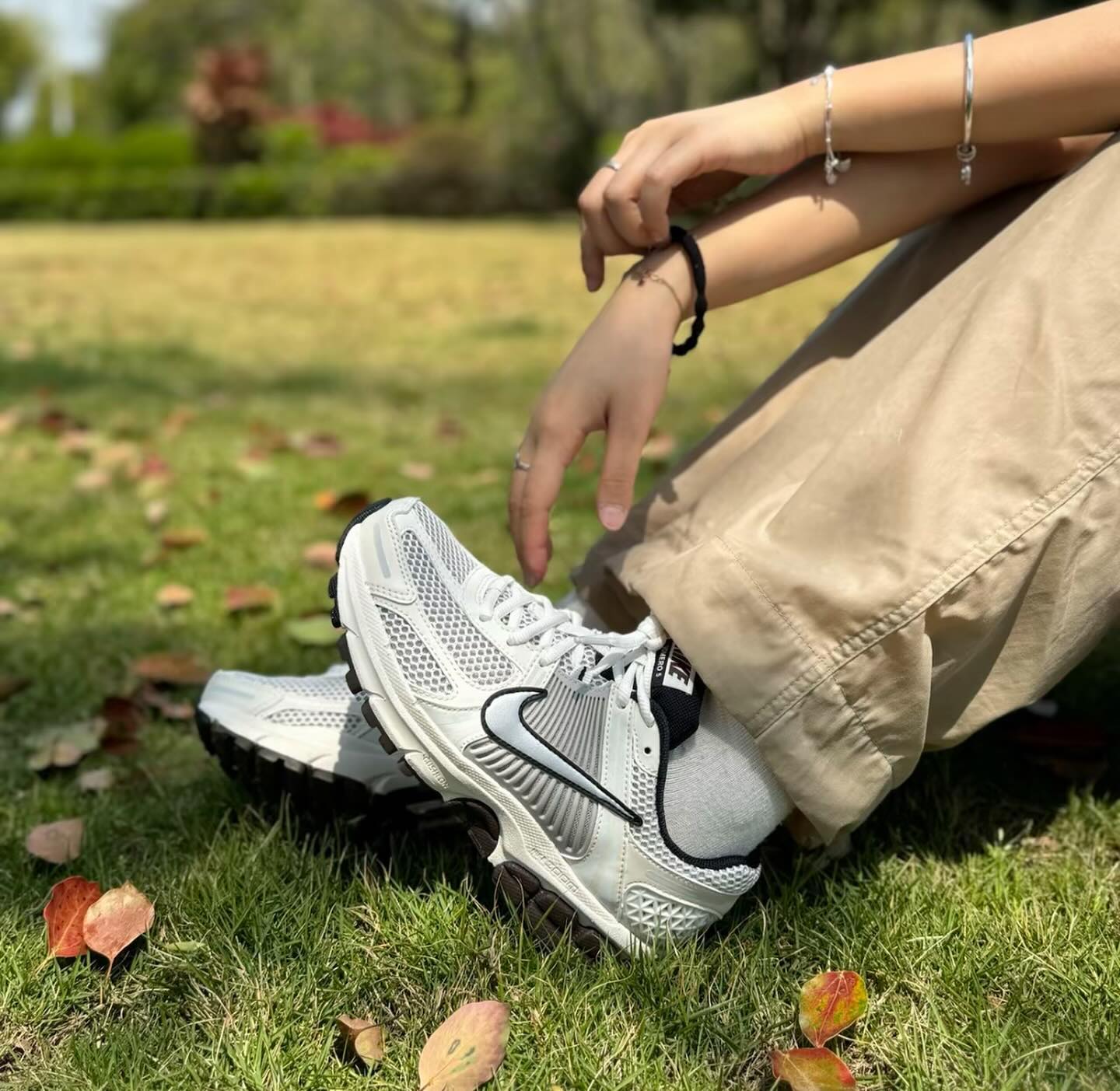 Nike Zoom Vomero 5 Phantom Light Iron Ore