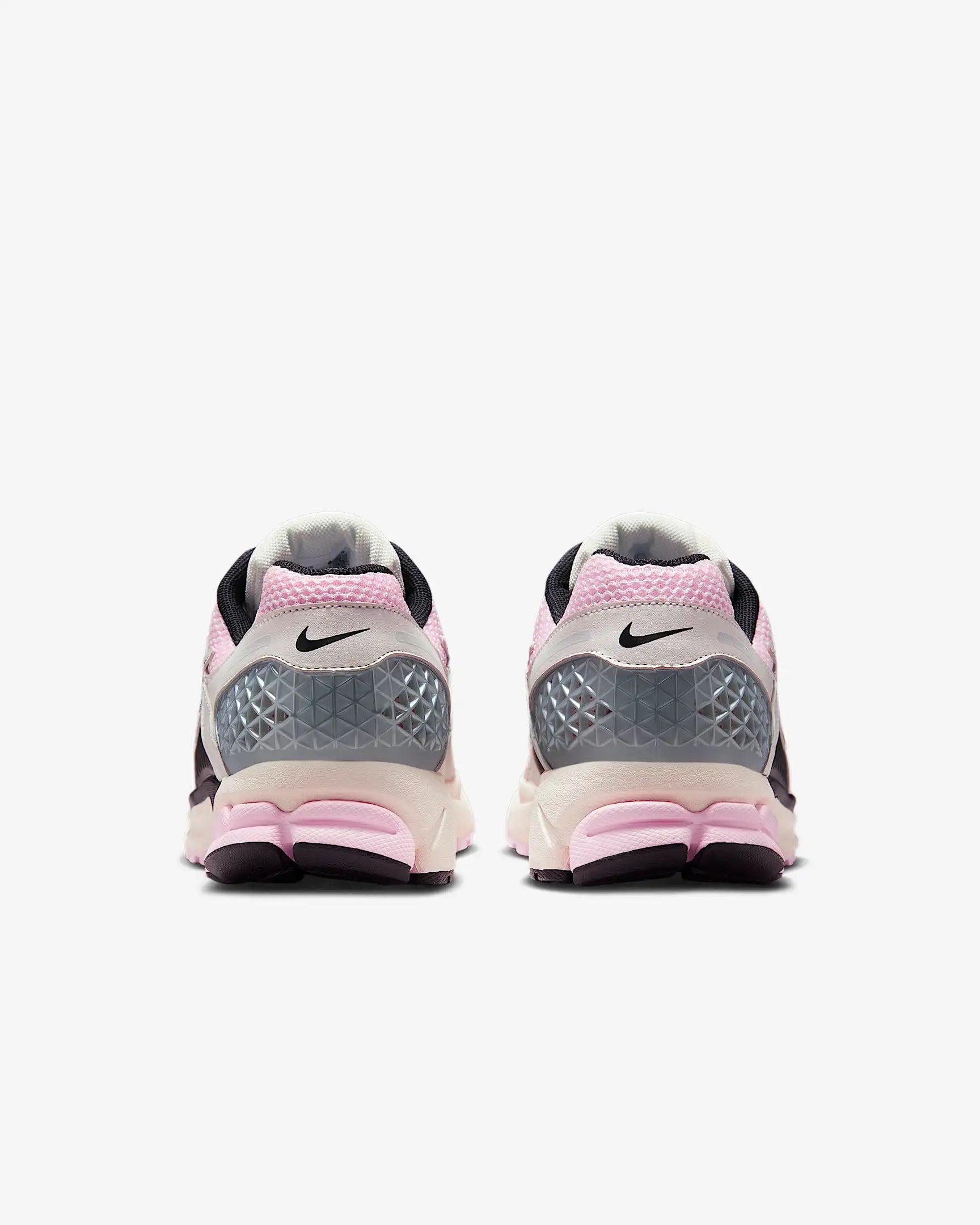 Nike Zoom Vomero 5 Pink Foam Phantom Metallic Platinum Black