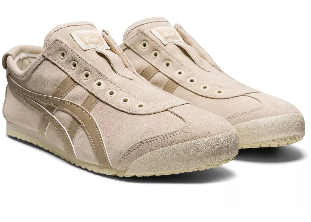 Onitsuka Tiger Mexico 66 Slip-On paar samen, beige slip-on sneakers met contrasterende banden en gestikt detail