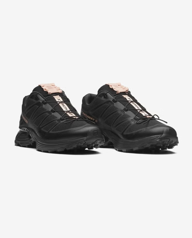Salomon XT-Pathway 2
Satin Black Mahogany Rose