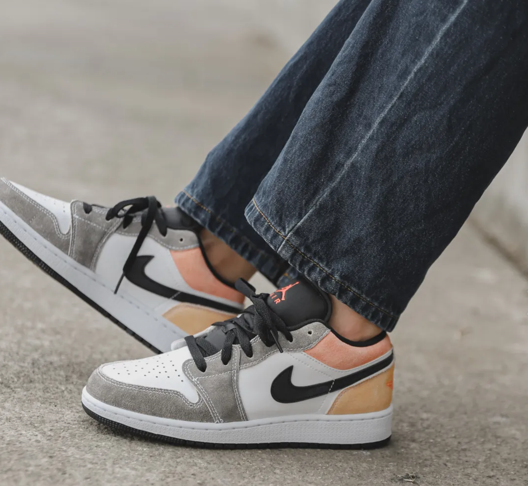 Air Jordan 1 Low Flight Club DX4334-008 / DX4374-008