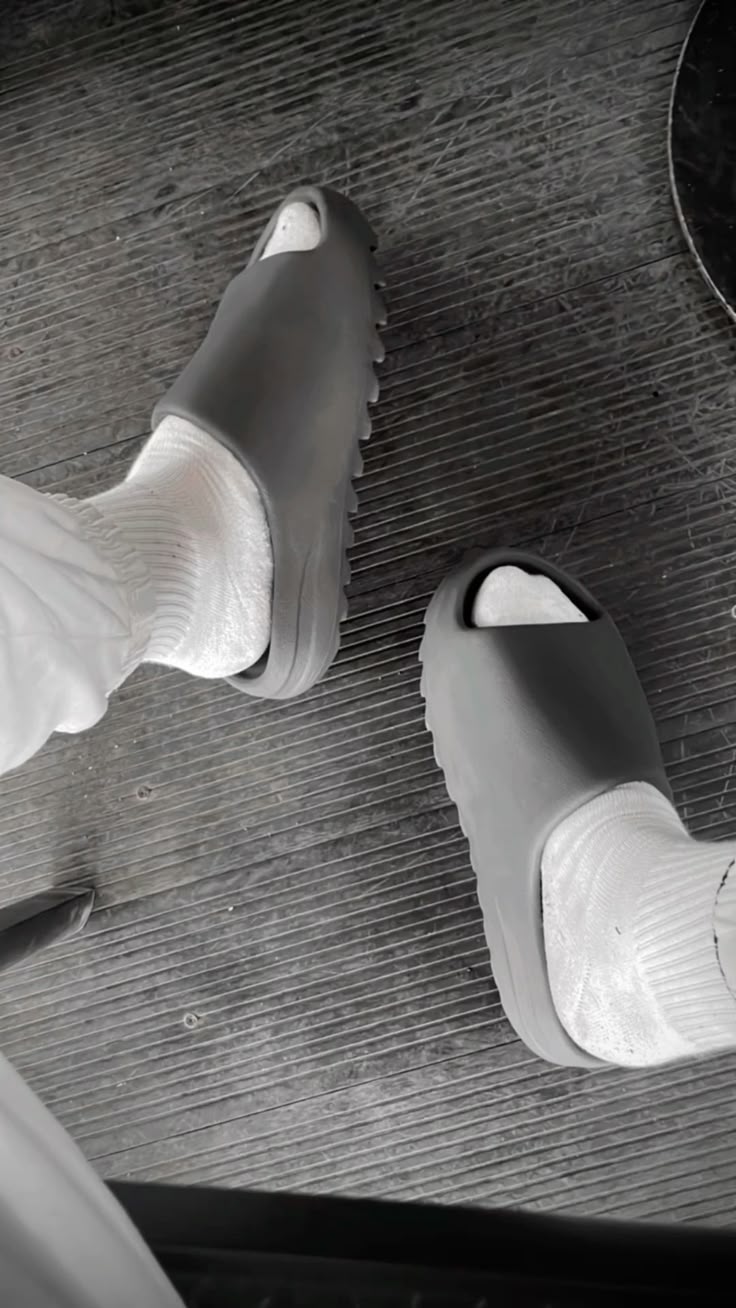 Adidas Yeezy Slide Granite