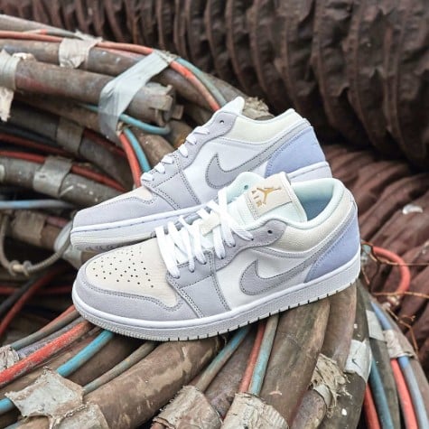 Air Jordan 1 Low Sky Grey Paris CV3043-100