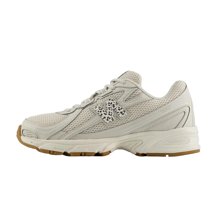 New Balance 740 Safari Moonbeam Gum