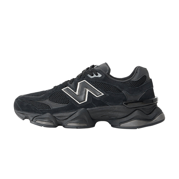 New Balance 9060 Black White Grey zijaanzicht, zwart mesh en suède met wit logo, dikke grijze zool