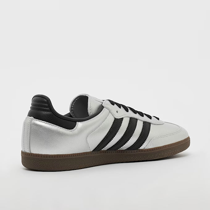 adidas Samba OG
Silver Metallic Black Gum