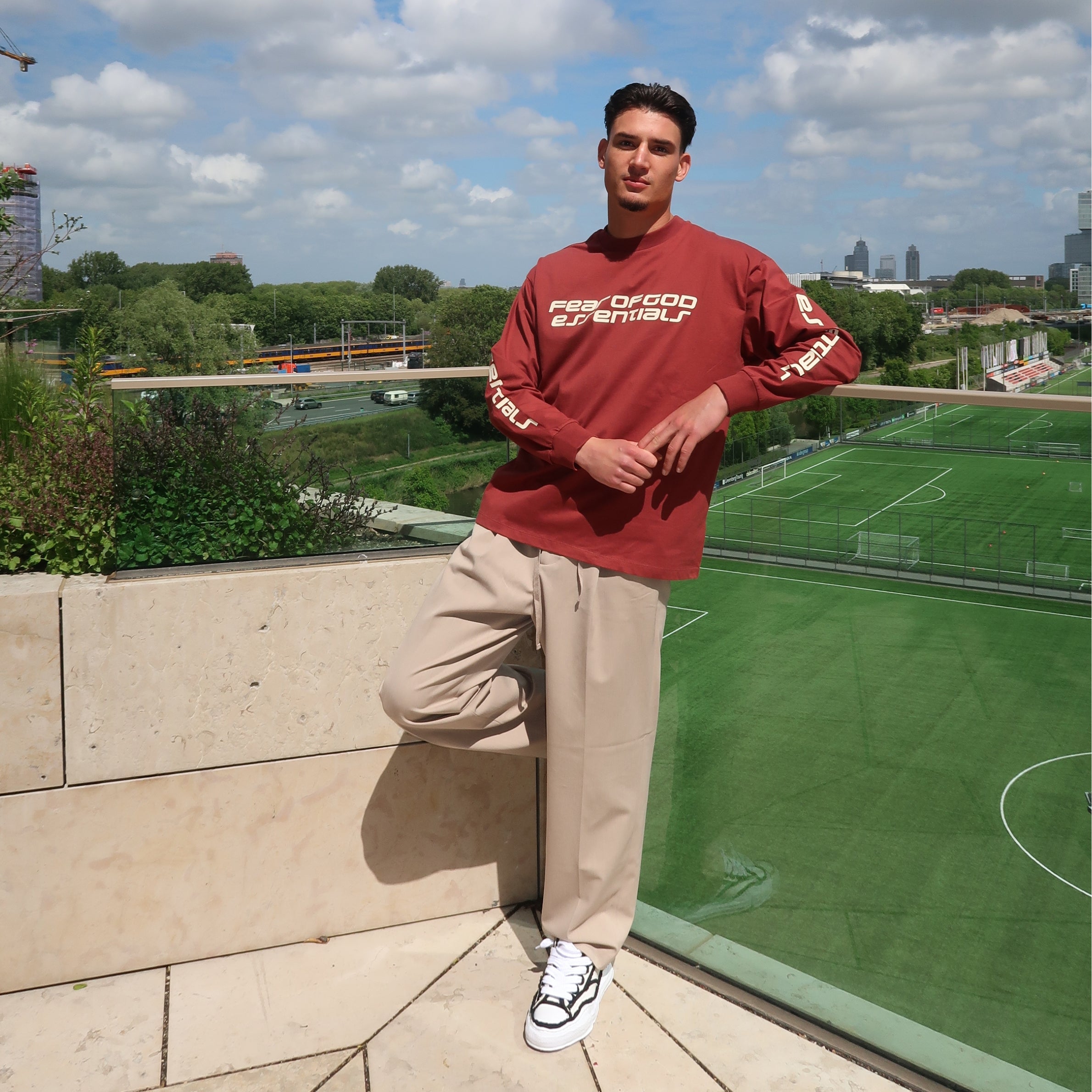 Fear of God Essentials 90s Longsleeve Crimson