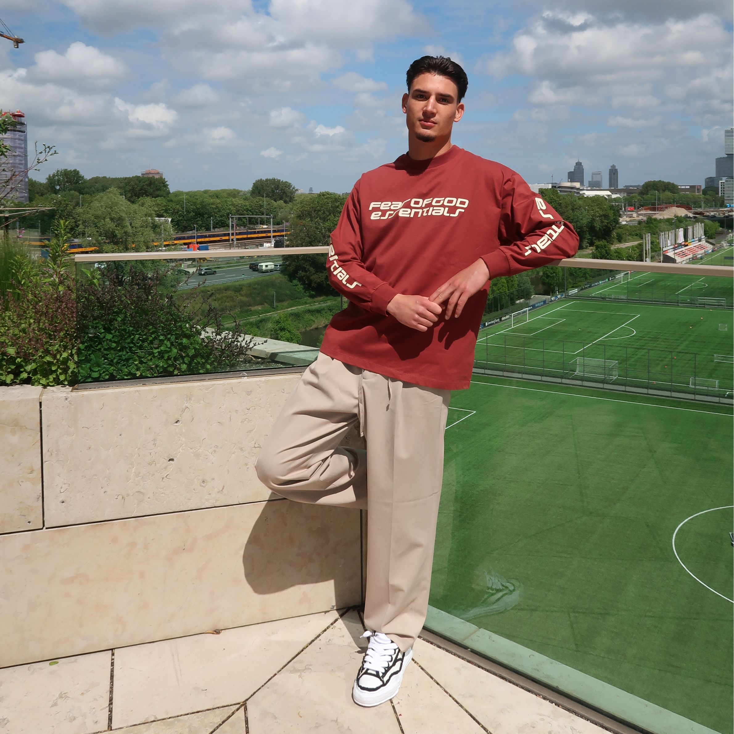 Fear of God Essentials 90s Longsleeve Crimson