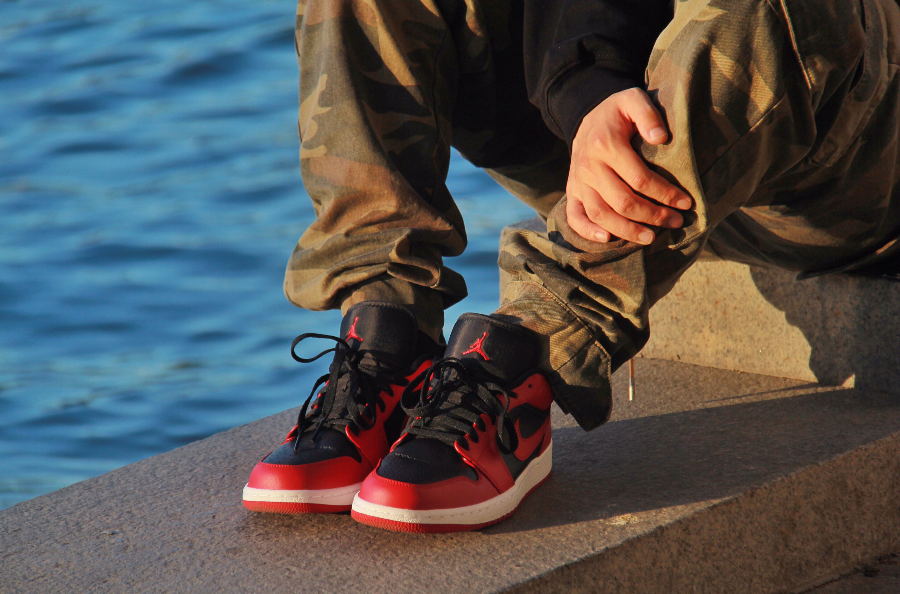 Air Jordan 1 Low Reverse Bred 553558-606 / 553560-606