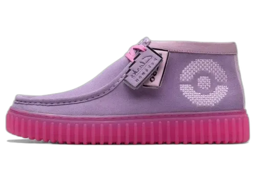 Clarks Torhill Explore Pokémon Mewtwo