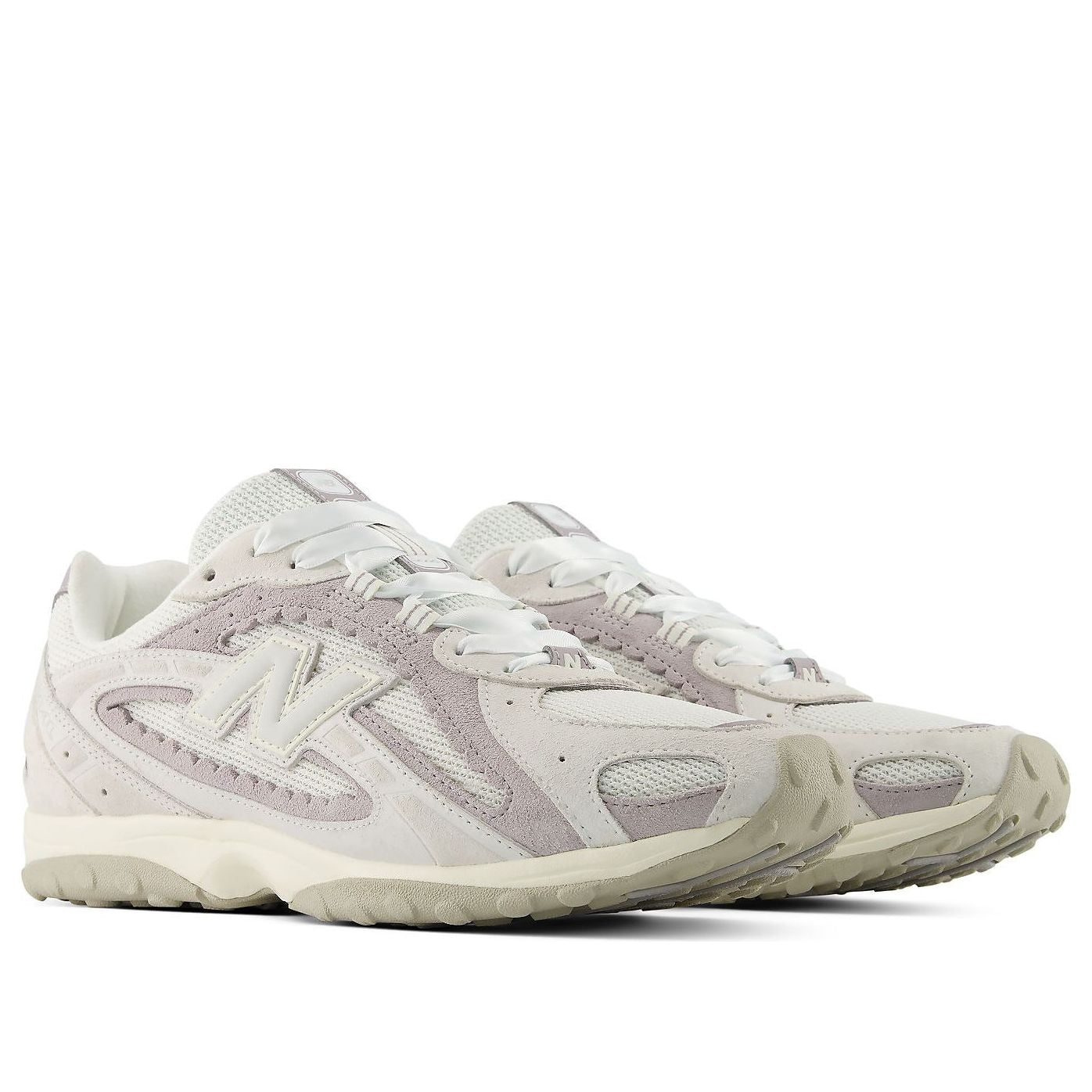 New Balance 204L Reflection