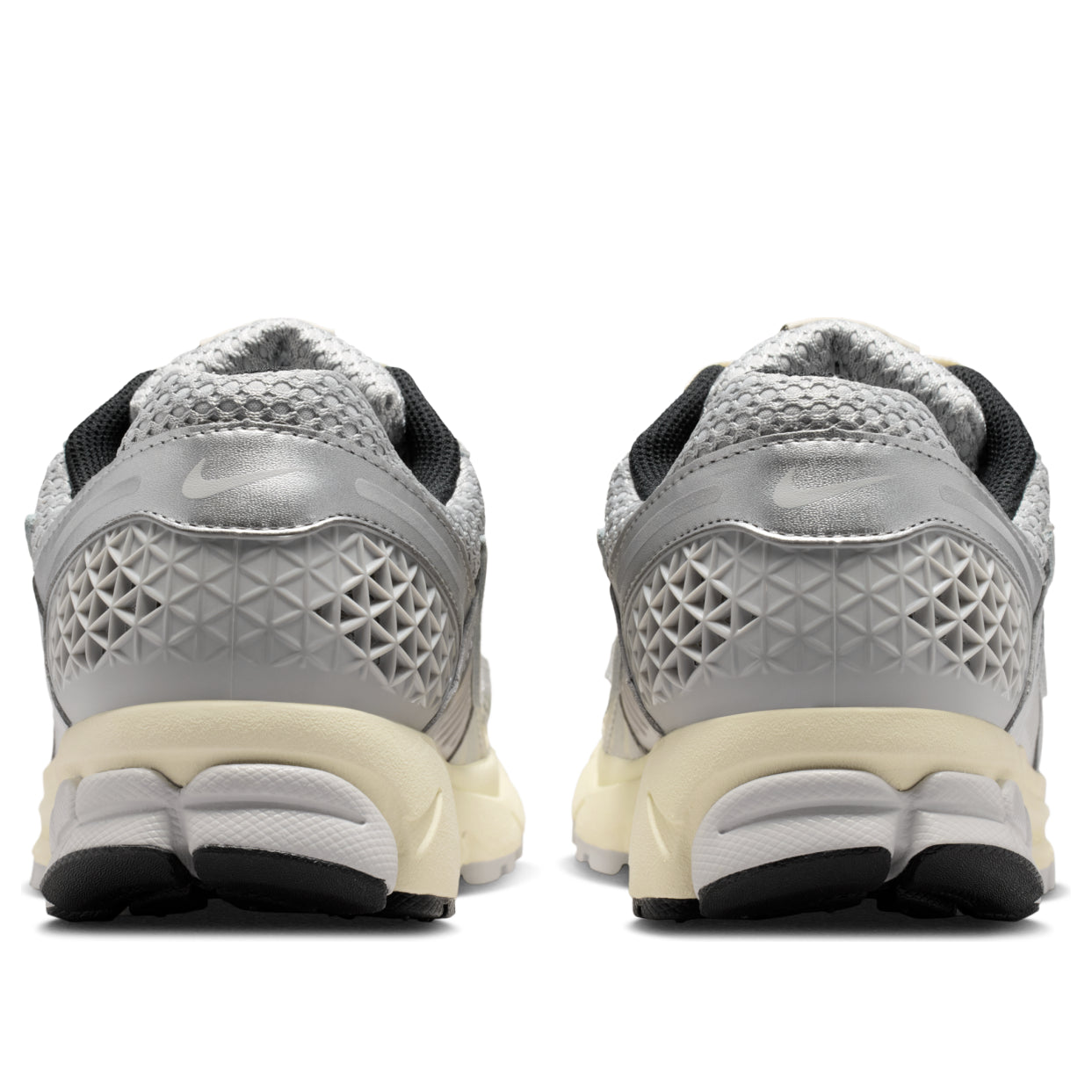 Nike Zoom Vomero 5 Grey Fog Chrome