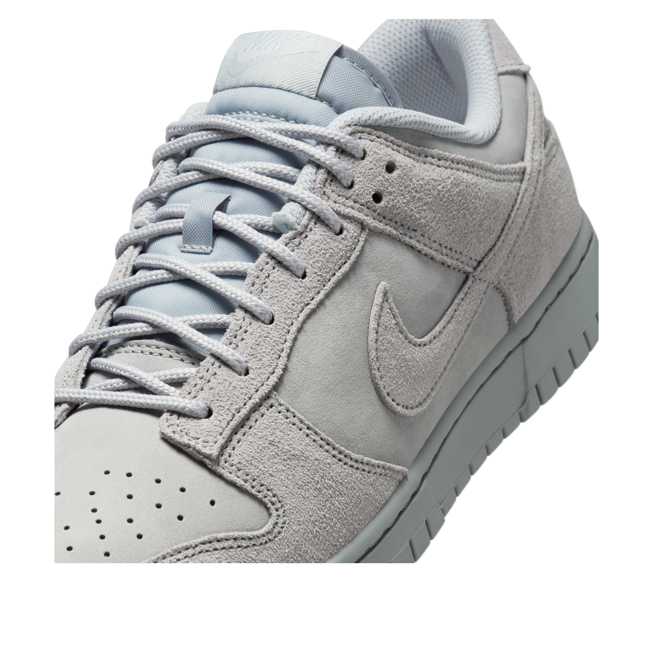 Nike Dunk Low SE Wolf Grey