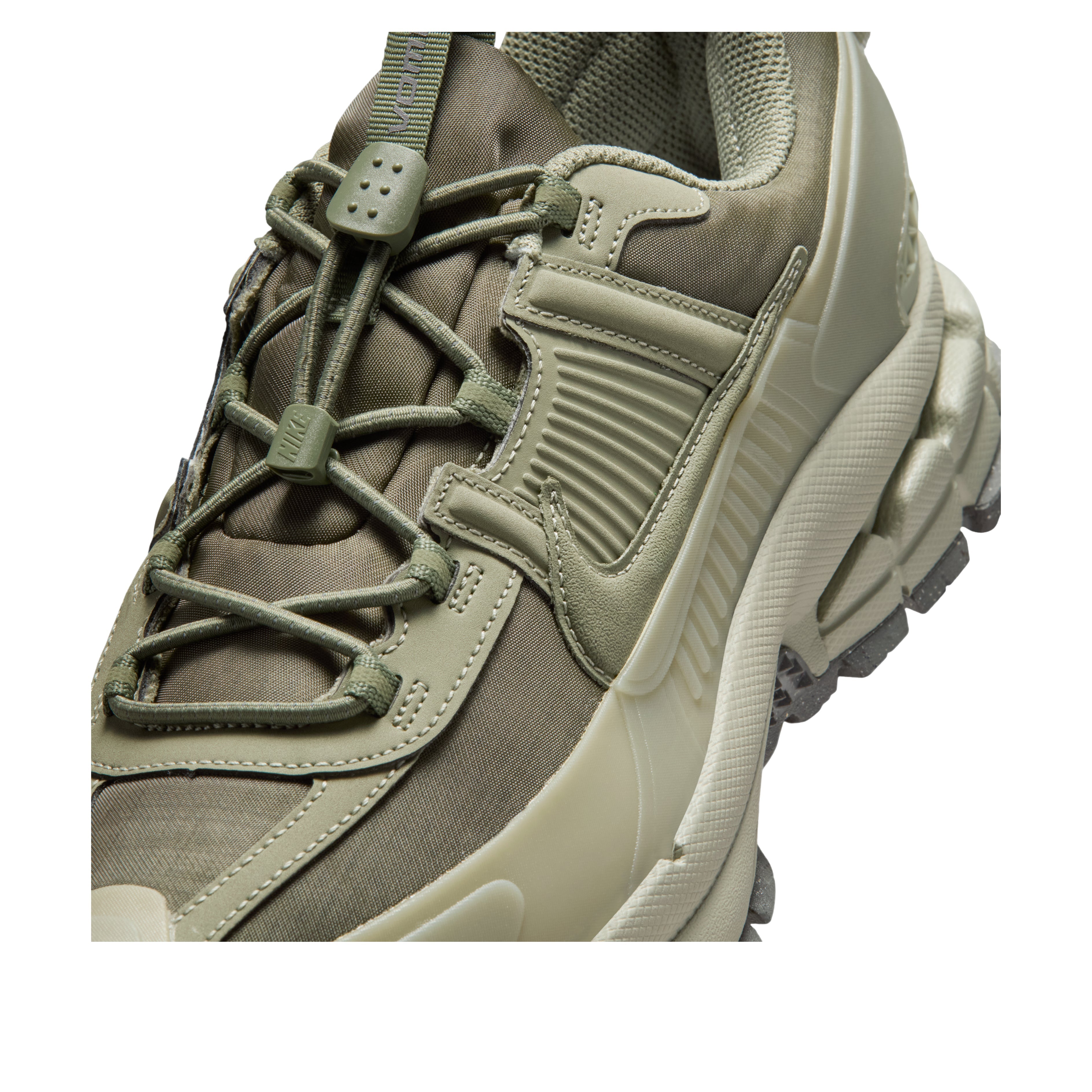 Nike Zoom Vomero 5 Roam Silver Sage Spruce Fog