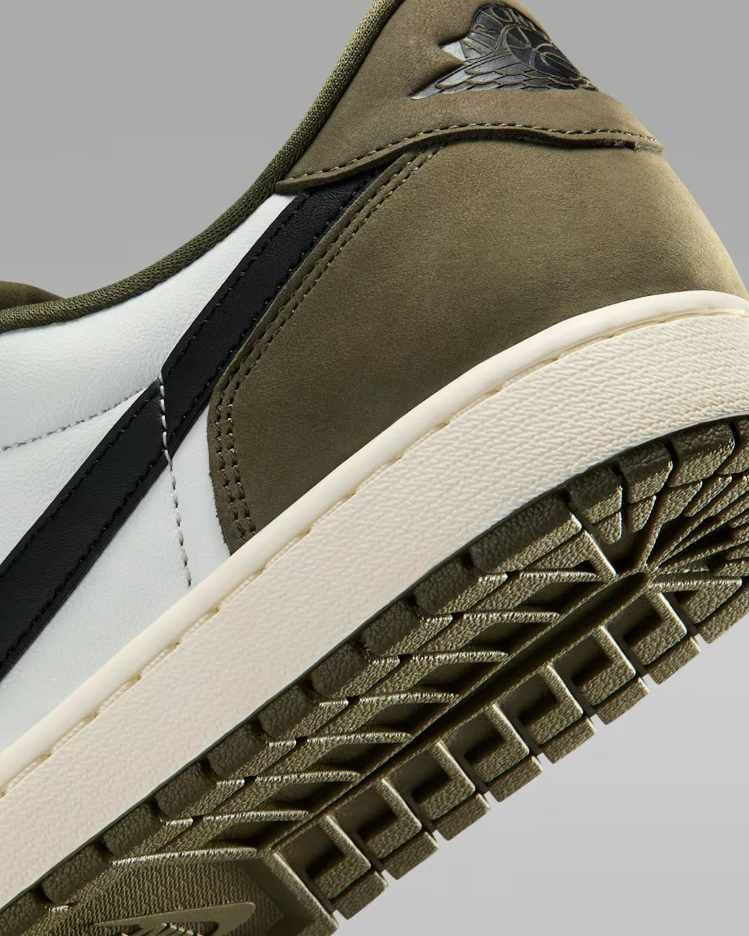 Jordan 1 Retro Low OG Medium Olive