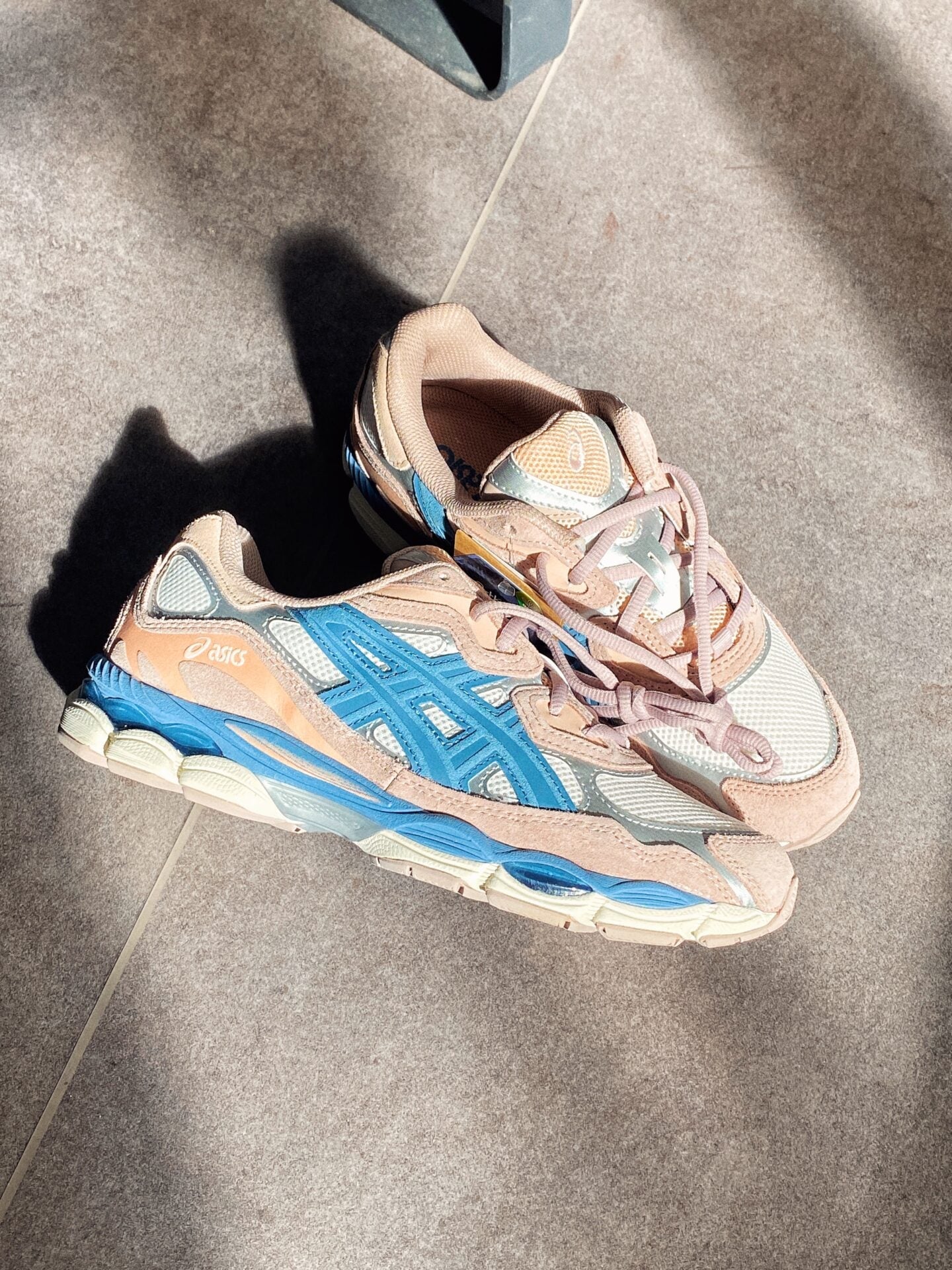 ASICS Gel-NYC Cream Gray Floss