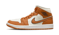 Air Jordan 1 Mid SE Sport Spice