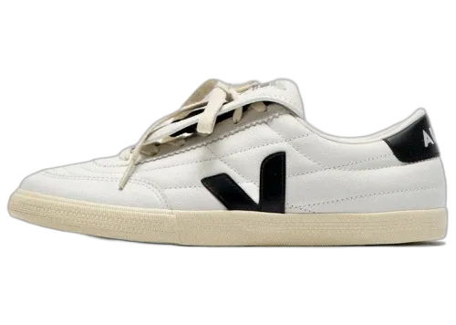 Veja Panenka Leather Magliano White