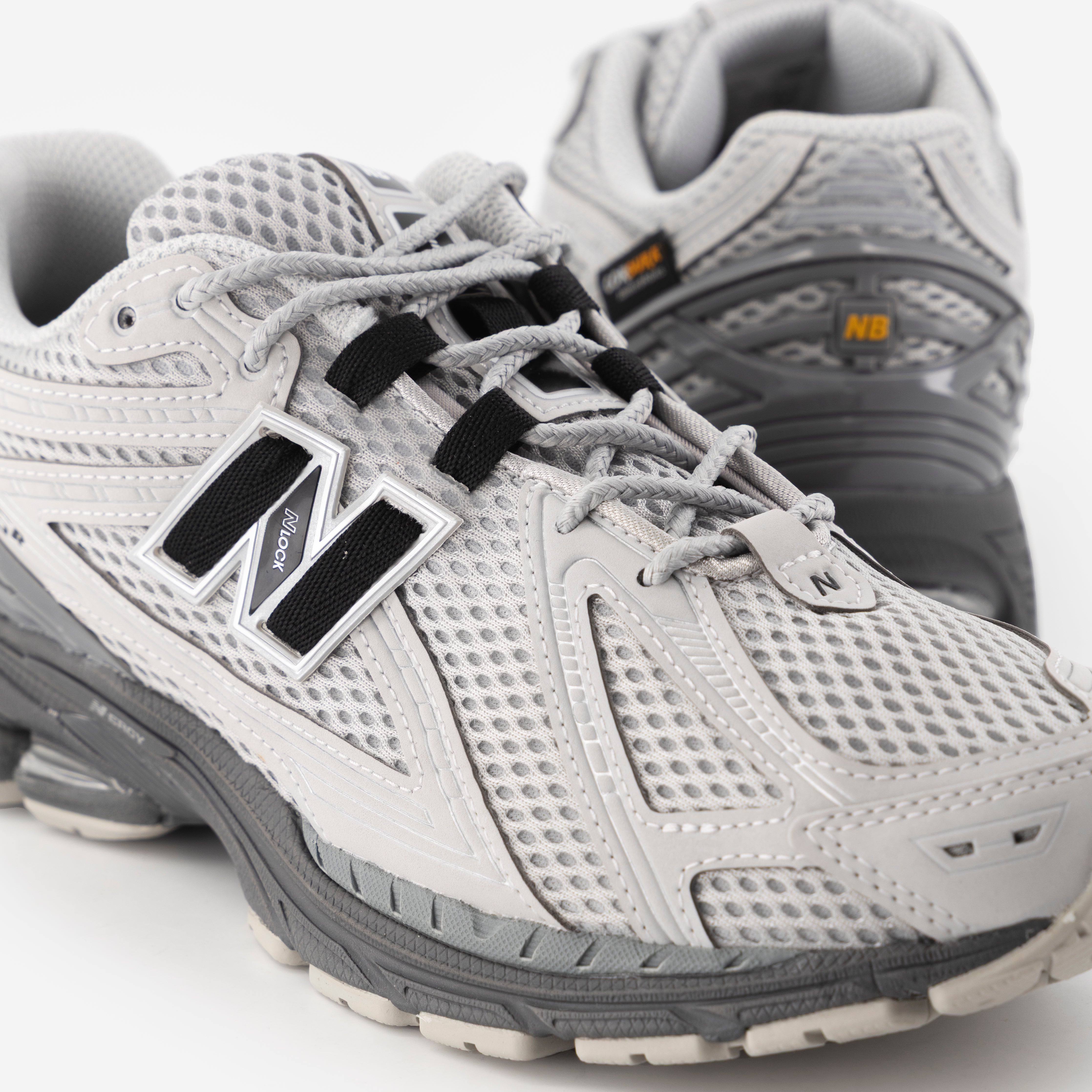 New Balance 1906R Cordura Grey Black