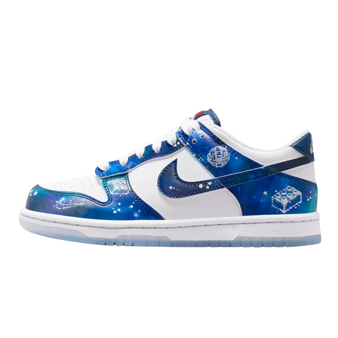 Nike Dunk Low
LEGO Galaxy (GS)