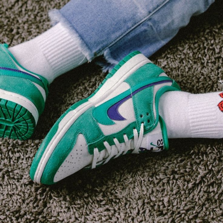 Nike Dunk Low SE 85 Neptune Green