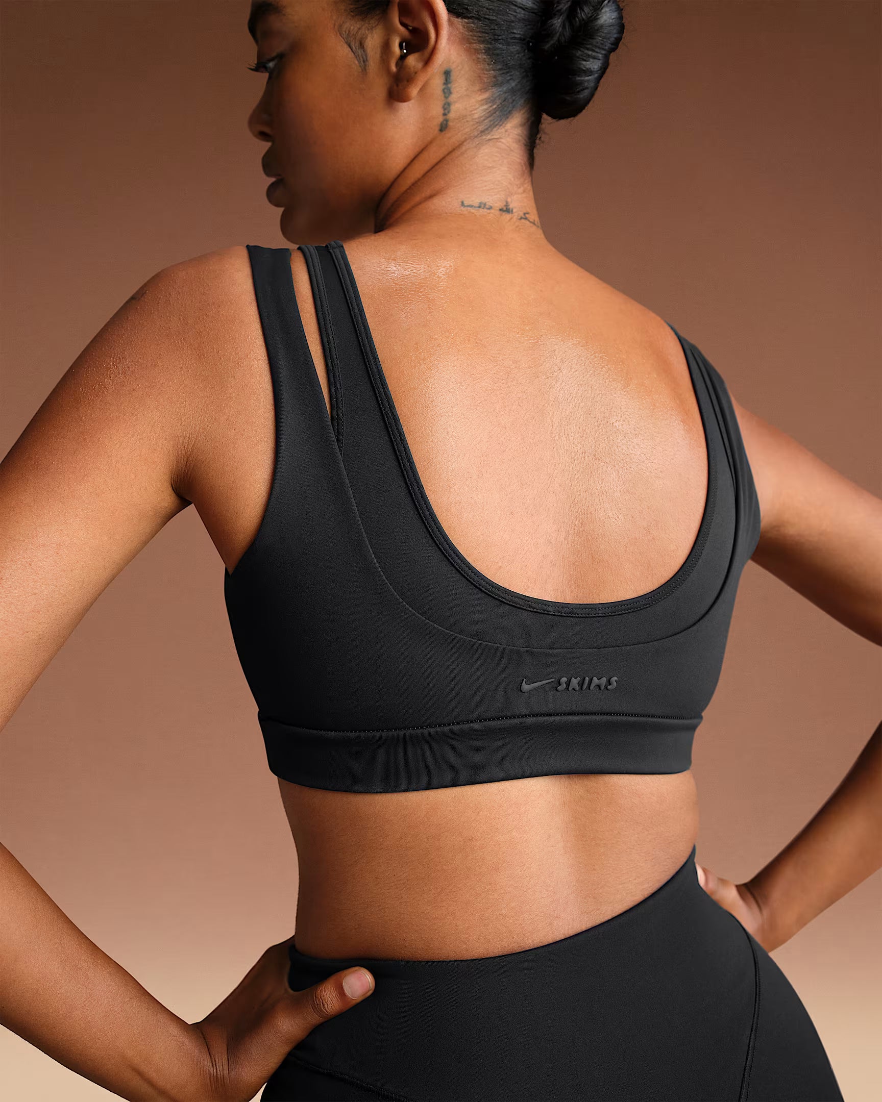 Nike x SKIMS Women's Matte Double Strap Scoop Bra Obsidian